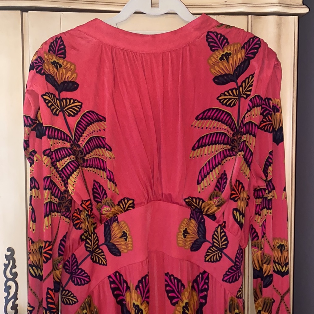 FARM Rio Coral Maxi Dress with Yellow & Black Floral Print - Picture 5 of 7
